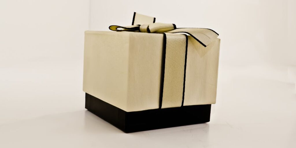 Customized gift boxes- fancy boxes